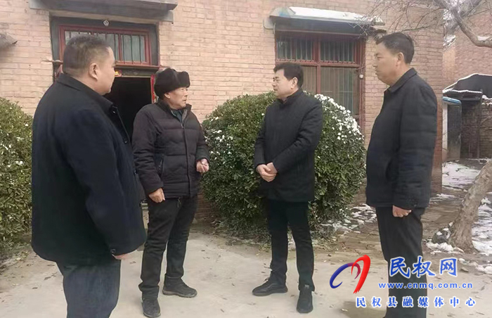 縣人大常委會副主任薛坤調研督導鞏固脫貧成果后評估驗收工作