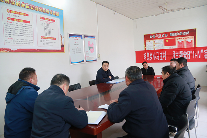 縣委常委、組織部長(zhǎng)王義彬到胡集鄉(xiāng)小馬莊村調(diào)研指導(dǎo)軟弱渙散村黨組織整頓工作