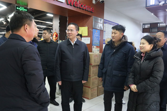 縣領導王景義、李衛(wèi)政調研消防安全工作