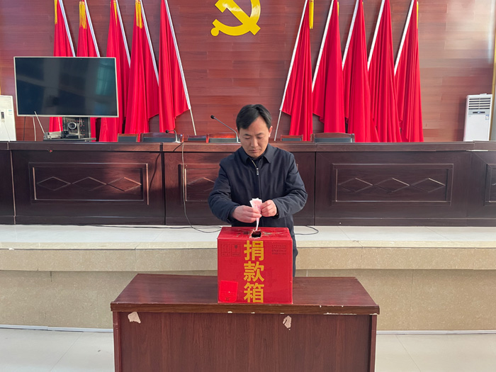 北關(guān)鎮(zhèn)開(kāi)展“送溫暖 獻(xiàn)愛(ài)心”捐款活動(dòng)