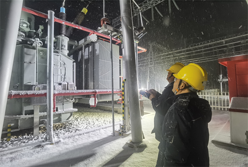 民權縣供電公司：朔風凜冽雪紛飛 ?供電保障正當時
