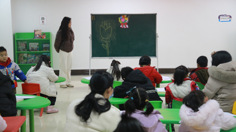 民權(quán)縣圖書館舉辦2024年第三期“畫從書中來(lái)——閱繪悅美”公益繪畫培訓(xùn)（總第8期）