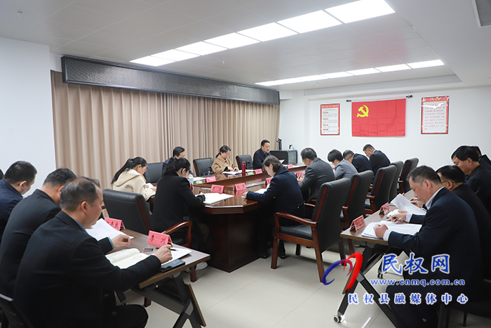 縣委書記王靜嫻調(diào)研組織工作