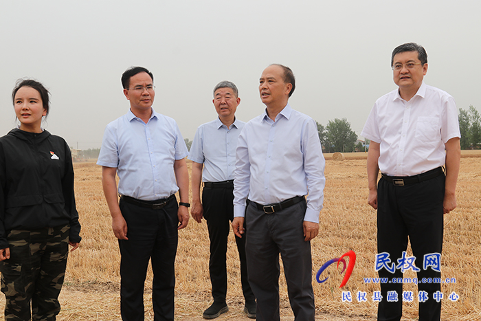 副省長李酌到民調(diào)研“三夏”生產(chǎn)、鞏固拓展脫貧攻堅成果同鄉(xiāng)村振興有效銜接工作