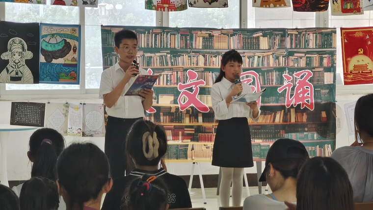 民權(quán)縣圖書(shū)館舉辦“美文同誦”少兒朗誦會(huì)