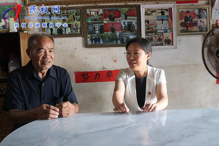 縣委書記王靜嫻走訪慰問(wèn)現(xiàn)役軍人家屬