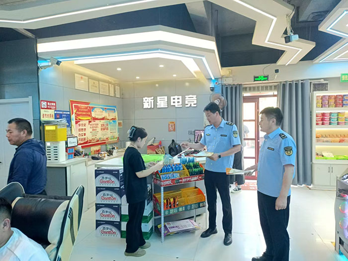 民權(quán)縣文化市場綜合行政執(zhí)法大隊(duì)開展普法宣傳活動－－優(yōu)化營商環(huán)境