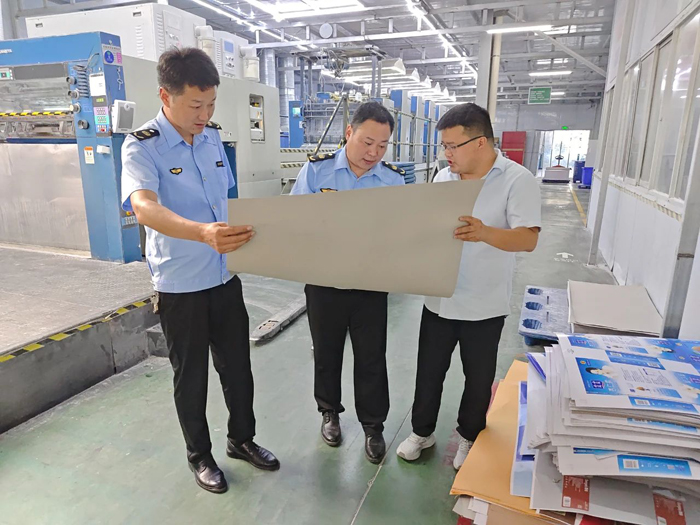 民權(quán)縣開展印刷企業(yè)及出版物市場集中檢查專項(xiàng)行動