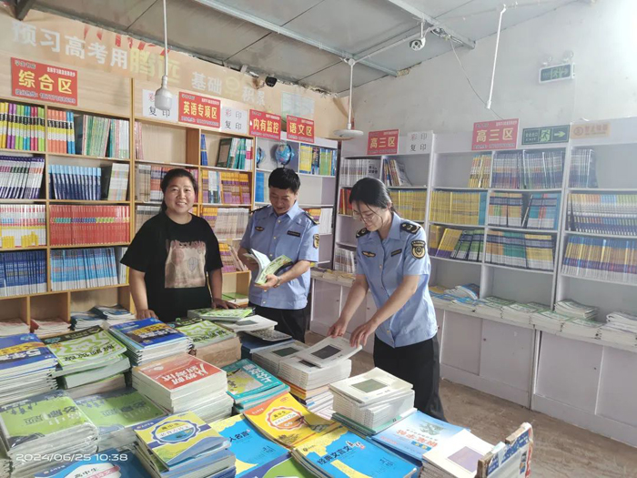 民權(quán)縣市場(chǎng)監(jiān)管局開(kāi)展出版物市場(chǎng)專(zhuān)項(xiàng)整治