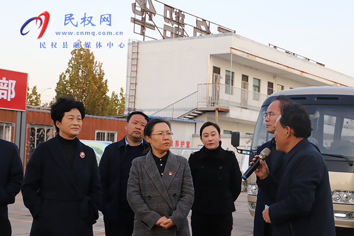 縣委書記王靜嫻調(diào)研市政項目建設工作