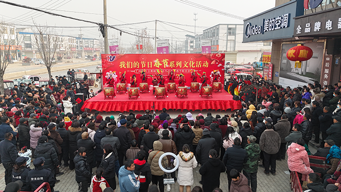 民權(quán)縣人和鎮(zhèn)舉辦 “我們的節(jié)日?春節(jié)” 文藝匯演 歡歡喜喜過(guò)大年