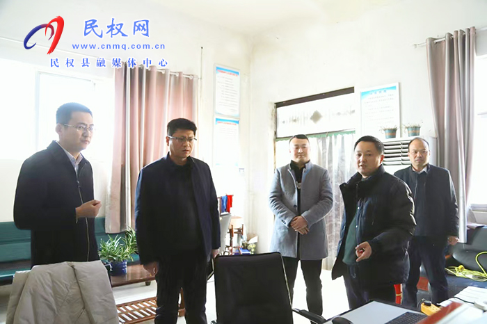 縣委常委、宣傳部長楊晗到縣融媒體中心調(diào)研