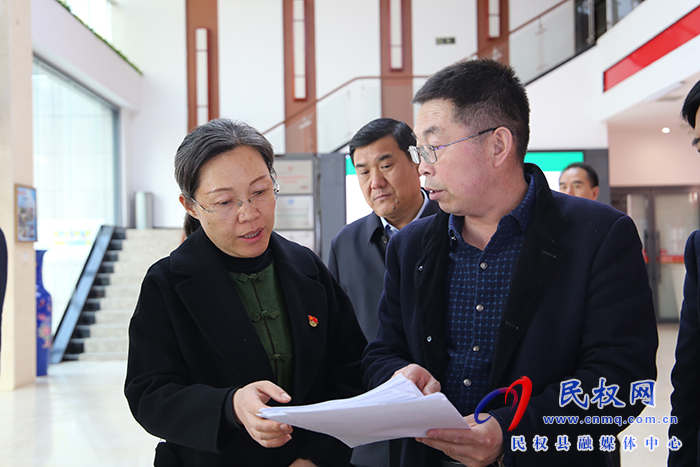 縣委書記王靜嫻赴分包B級市場主體調(diào)研食品安全工作