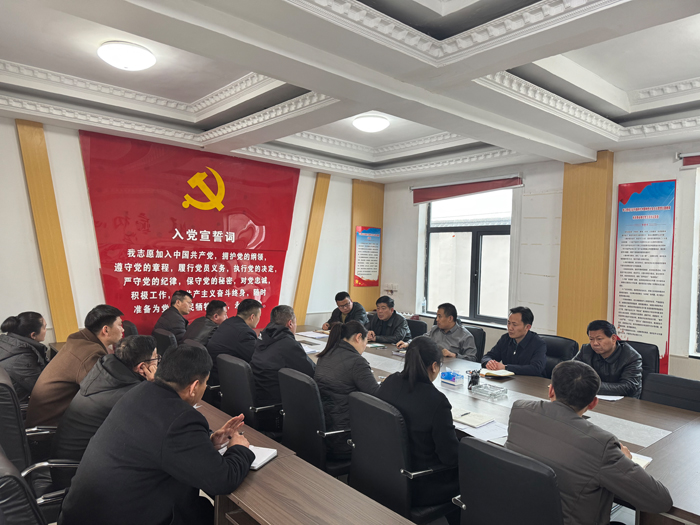 北關鎮(zhèn)黨委理論學習中心組舉行2025年第三次集體學習