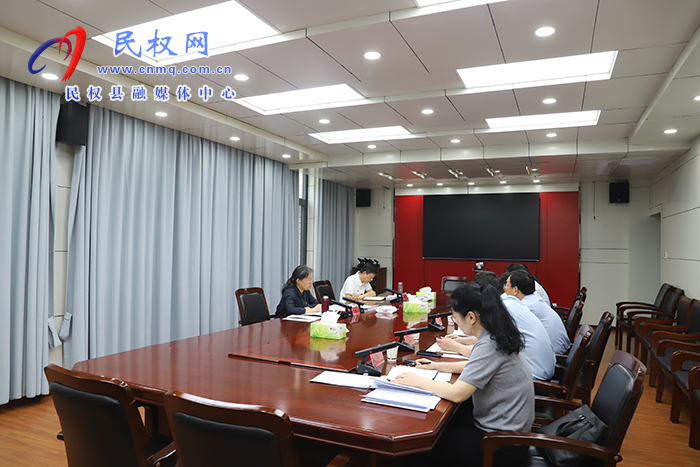 縣委書記王靜嫻主持召開書記專題會(huì)議