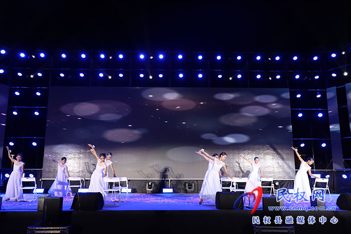民權(quán)縣求實(shí)學(xué)校舉辦第八屆校園文化藝術(shù)節(jié)