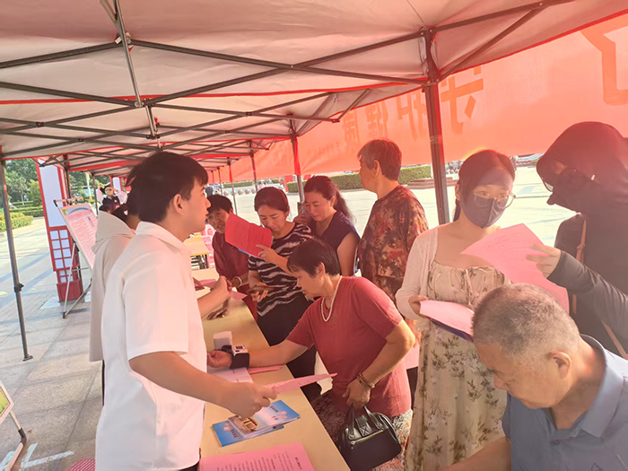 民權(quán)縣中醫(yī)院積極開展 “誠信宣傳月”宣傳活動
